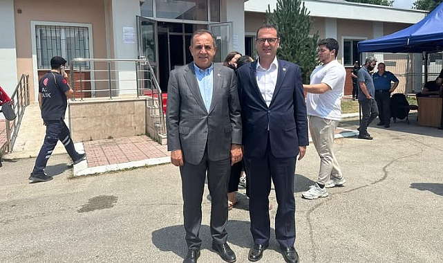 İYİ Parti Milletvekili Rıdvan Uz: "Bu yangın göz göre göre geldi!"