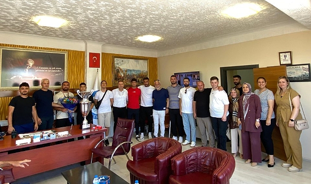 Kırkpınar İkincisi Feyzullah Aktürk Terzialan’da coşkuyla karşılandı