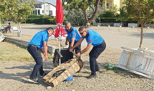Küçükkuyu'da kumsal denetimi