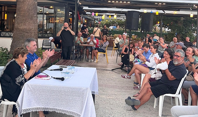 Küçükkuyu’da Ümit Zileli söyleşisi yoğun ilgi gördü