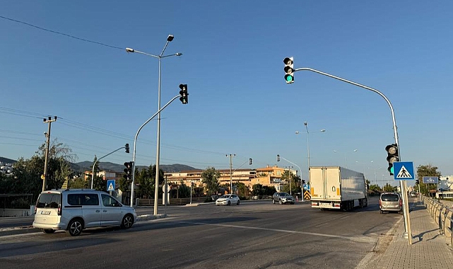 Mıhlı Şelalesi Kavşağı’nda trafik ışıkları devrede