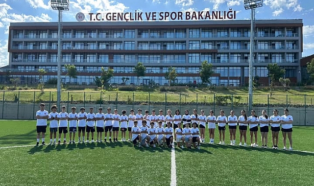Milli Kayakçılar Yaz Kampında Güçleniyor: Güzelyalı'da Hedef Zirve