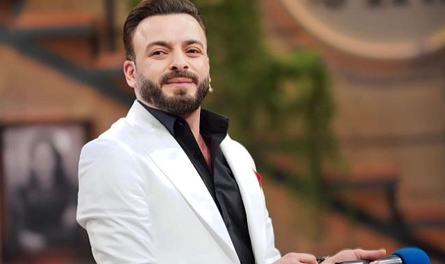 Mohamet Najar'dan Mahsun Kırmızıgül şarkısına kürtçe yorum
