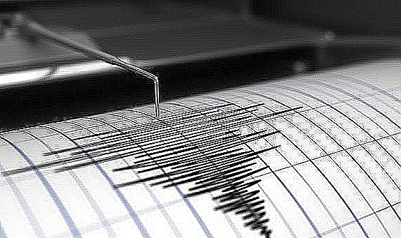 Rusya'da Peş Peşe Şiddetli Depremler! Büyüklük 7.3'e Ulaştı