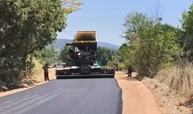 Yenice Reşadiye-Kurtlar Arası Yol Asfaltlanıyor