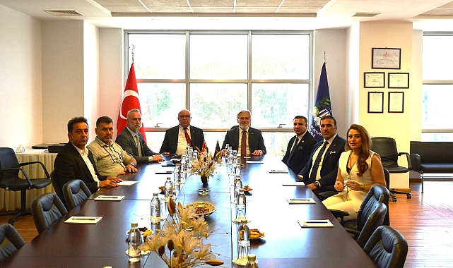 Yeniden Refah Partisi Heyetinden Çanakkale Ticaret Borsası'na Ziyaret