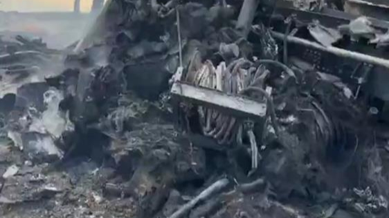Çanakkale'de yangında itfaiye aracı hurdaya döndü