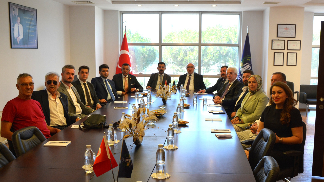 MHP Heyetinden Çanakkale Ticaret Borsasına Ziyaret