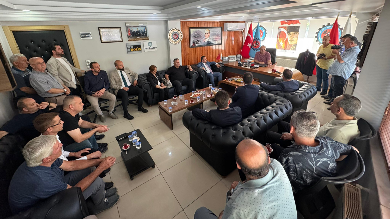 Rıdvan Uz Manisa'da STK'ları ziyaret etti