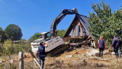 Çanakkale’de Kaçak Yapı Adaleti: Fakirin Evi Yıkılırken, Zengin Yürütmeyi Durdurma Alıyor