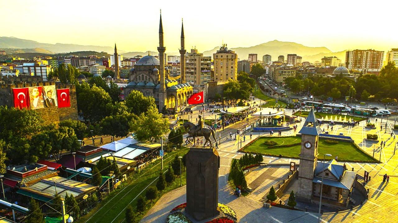 Kayseri Büyük Şehir Belediyesi Yap İşlet Devret Modelinde Çığır Açtı: Türkiye'de Bir İlk
