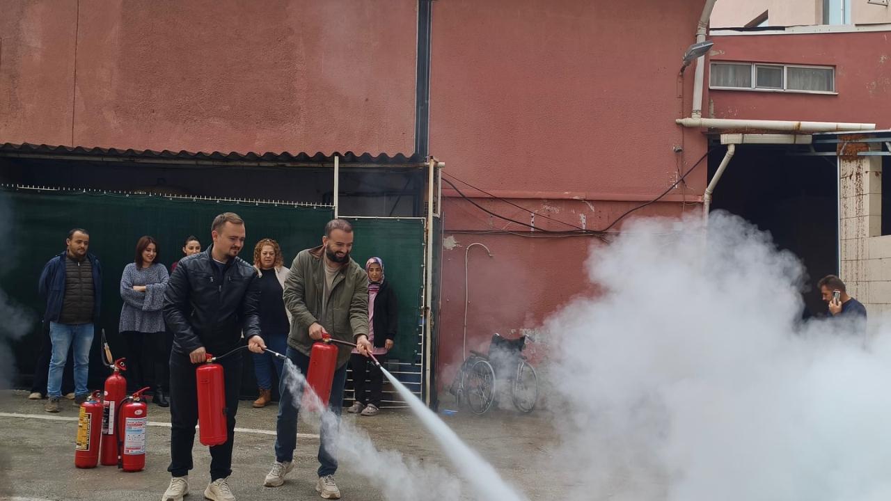 Bayramiç Devlet Hastanesi’nde 'Gerçekçi Senaryo'! Yangın Tatbikatı Nefesleri Kesti: İşte O Anlar!