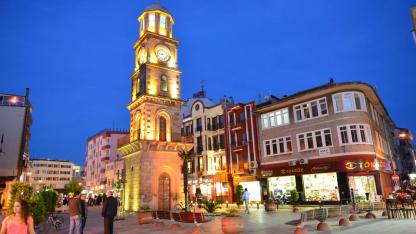 Saat Kulesi’nin saati yıllarca ona emanetti: Vedat Çoker’in hikâyesi Kent Müzesi’nde anlatıldı