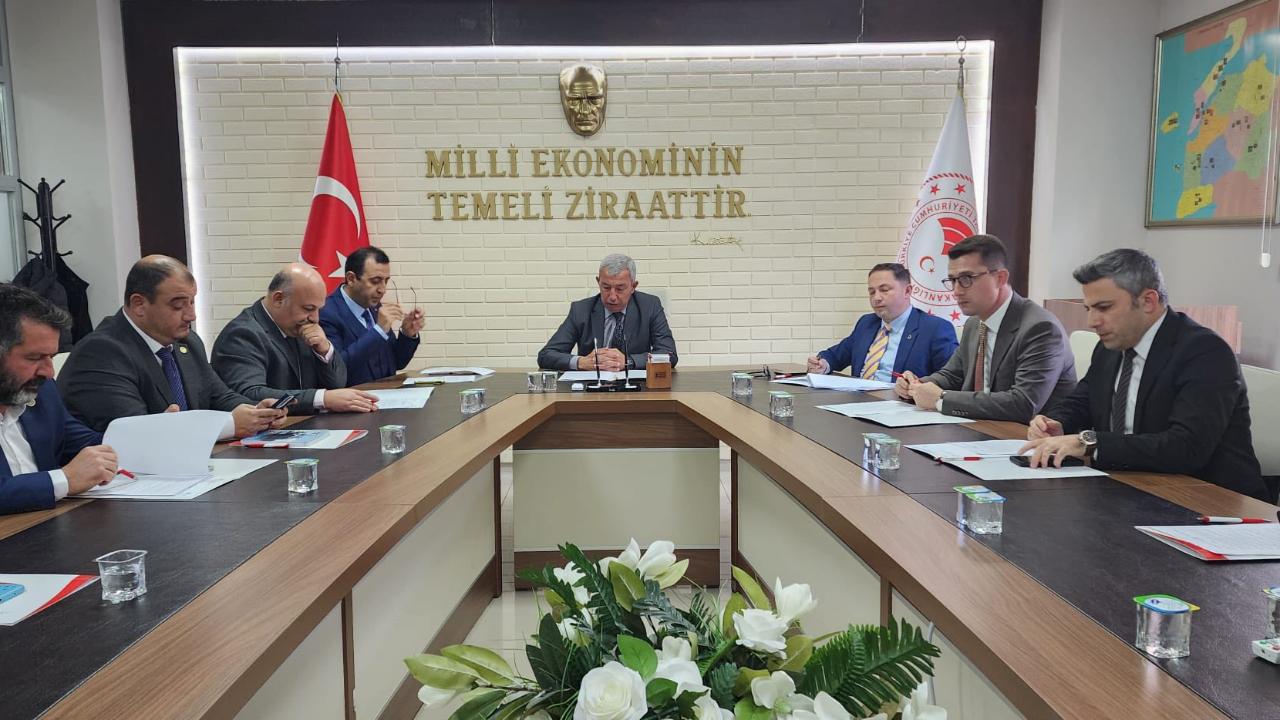 ÇANAKKALE'DE BARAJLARDA KRİTİK EŞİK! Tarımsal Kuraklık Toplantısı Yapıldı: Sulama Kararı ŞUBAT Ayına Ertelendi!