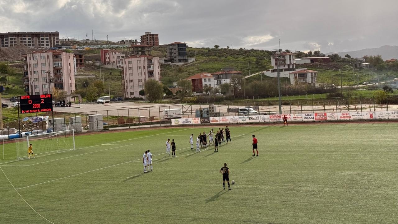 Ezine'de Nefesler Tutuldu, Son Sözü Ezinespor Söyledi! 5 GOLLE Biten KARŞILAŞMADA Galibiyet Geldi!