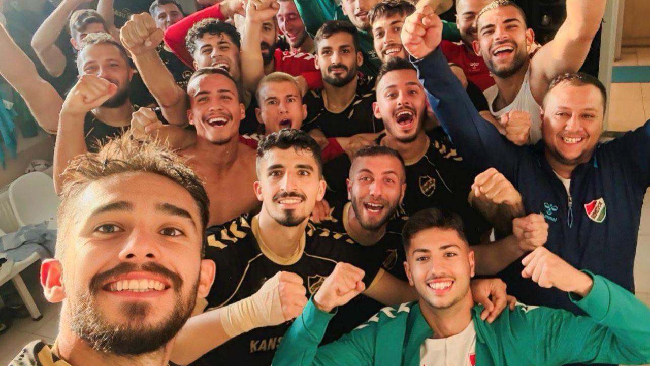 Ezinespor'dan Kritik 3 Puan! İç Sahada 2-0'lık Net Skorla Ligde Hedef Büyüttü!