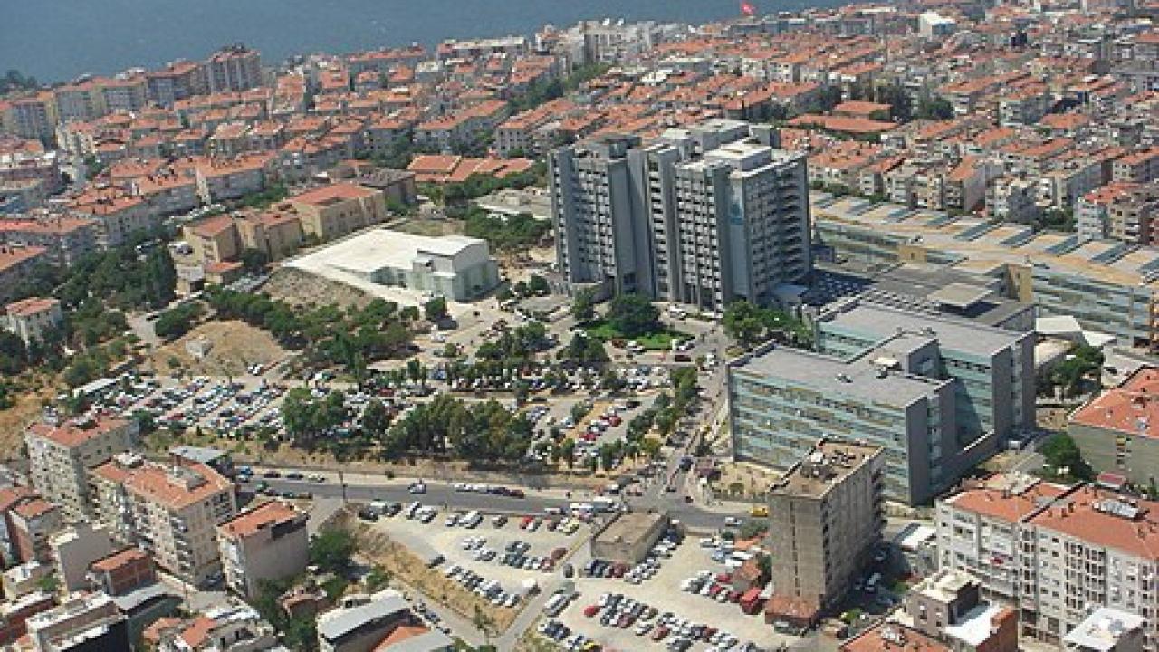 İzmir Kâtip Çelebi Üniversitesi'nden Sözleşmeli Bilişim Personeli Alım İlanı