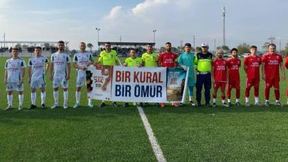 Jandarmadan Futbolcularla Ortak Mesaj: "BİR KURAL BİR ÖMÜR"