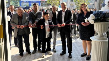 Lapseki'de yeni bir iş yeri daha kapılarını açtı: "İskarpino"ya hayırlı olsun ziyareti