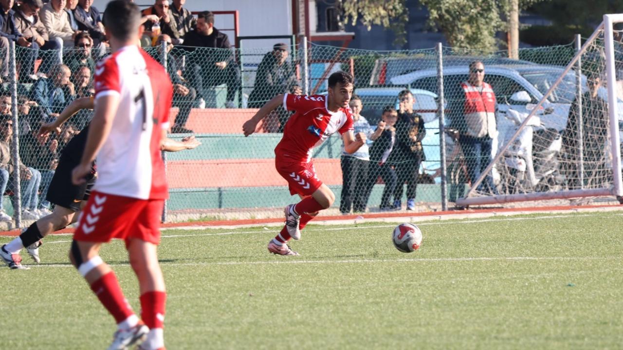 LİDER Çanakkalespor DURDURULAMIYOR! Kepez Deplasmanında 3 Gole Röveşata İmzası: Kayıpsız Devam