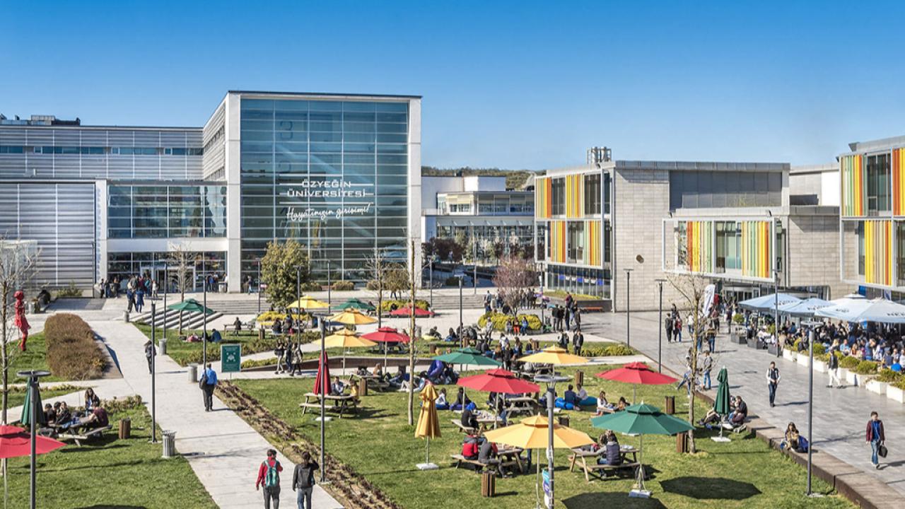 Bilişim ve Mimari Tasarım Birleşiyor! Özyeğin Üniversitesi Çok Özel Bir Prof. Kadrosu Açtı: Aranan Tek Şart!