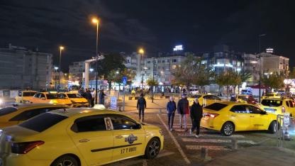 Çanakkale’nin Tıkanan Atardamarı: İskele Meydanı’ndaki “Sarı” Kaos ve Normalleşen Başıboşluk!
