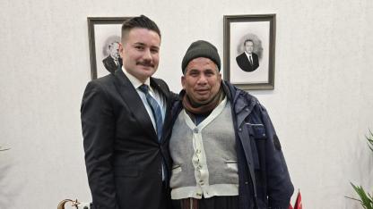 "Engelin Sadece Zihinlerde Olduğu Bilinciyle..." Gökçeada Kaymakamı Osman Acar'dan 3 Aralık İçin Duygu Yüklü Mesaj!