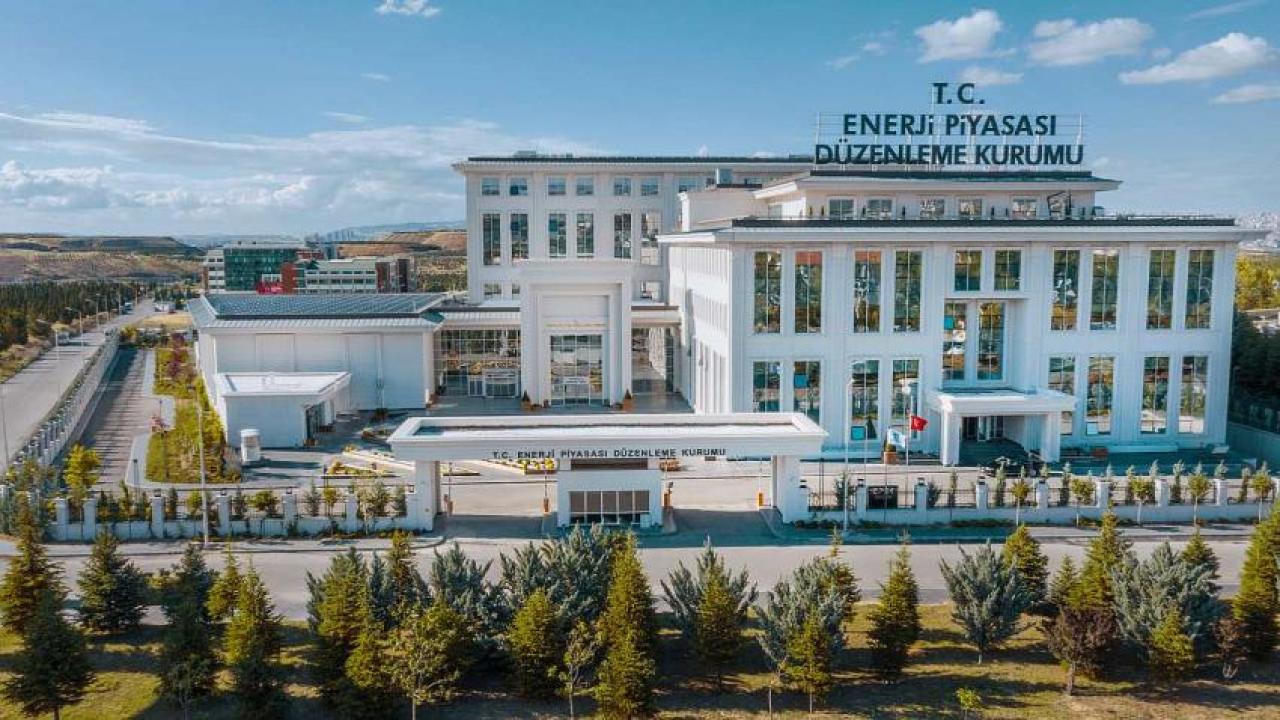 EPDK'dan Milyonları İlgilendiren Karar: Elektrikte 'Serbest Tüketici' Limiti Düştü!