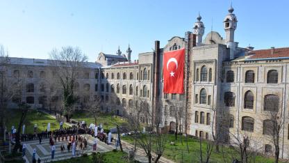 Geleceğin Sağlık Ordusuna Hoca Aranıyor: SBÜ Başvuru Ekranı Açıldı