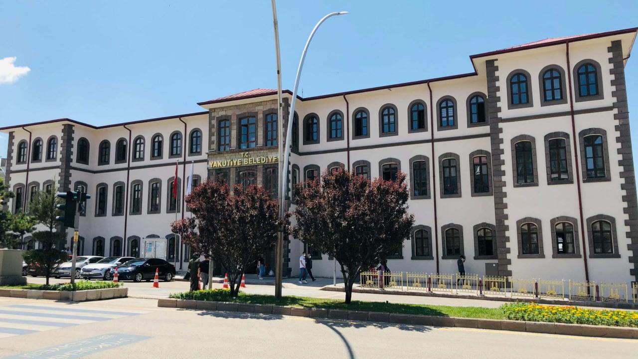 KPSS P3/P93'ten 70 Alanlar Dikkat! Yakutiye Belediyesi 11 Memur/Veznedar Alacak! Son Başvuru Tarihini Kaçırmayın
