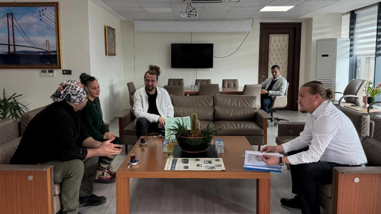 Lapsekililer, Başkan Öztürk'ü ziyaret etti