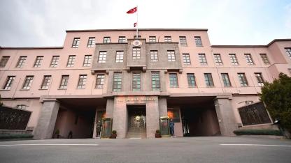 Milli Savunma Bakanlığı'ndan Dev Atama! Hem Devlet Memuru Hem Sözleşmeli Personel Alınacak!