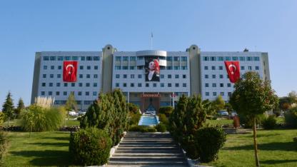 Profesörden Öğretim Görevlisine Büyük Fırsat! Balıkesir Üniversitesi 9 Personel Alımının Şartlarını Açıkladı