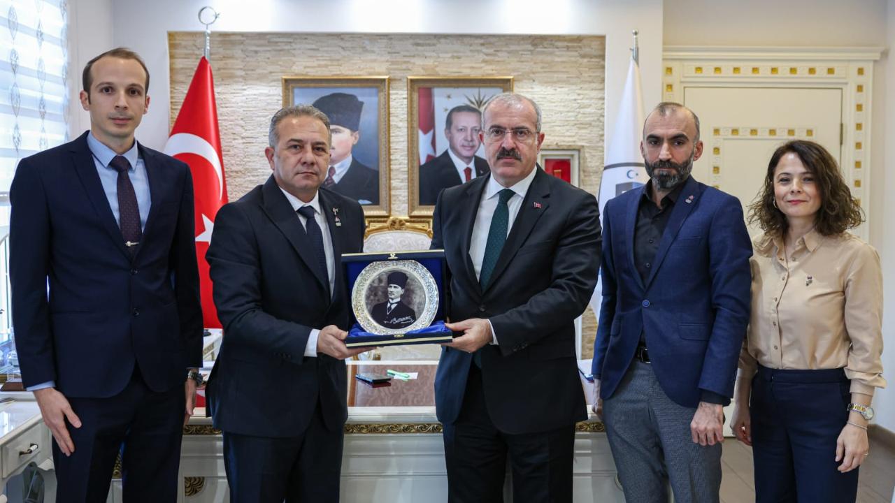 Zafer Partisi Çanakkale teşkilatından Vali Toraman’a ziyaret