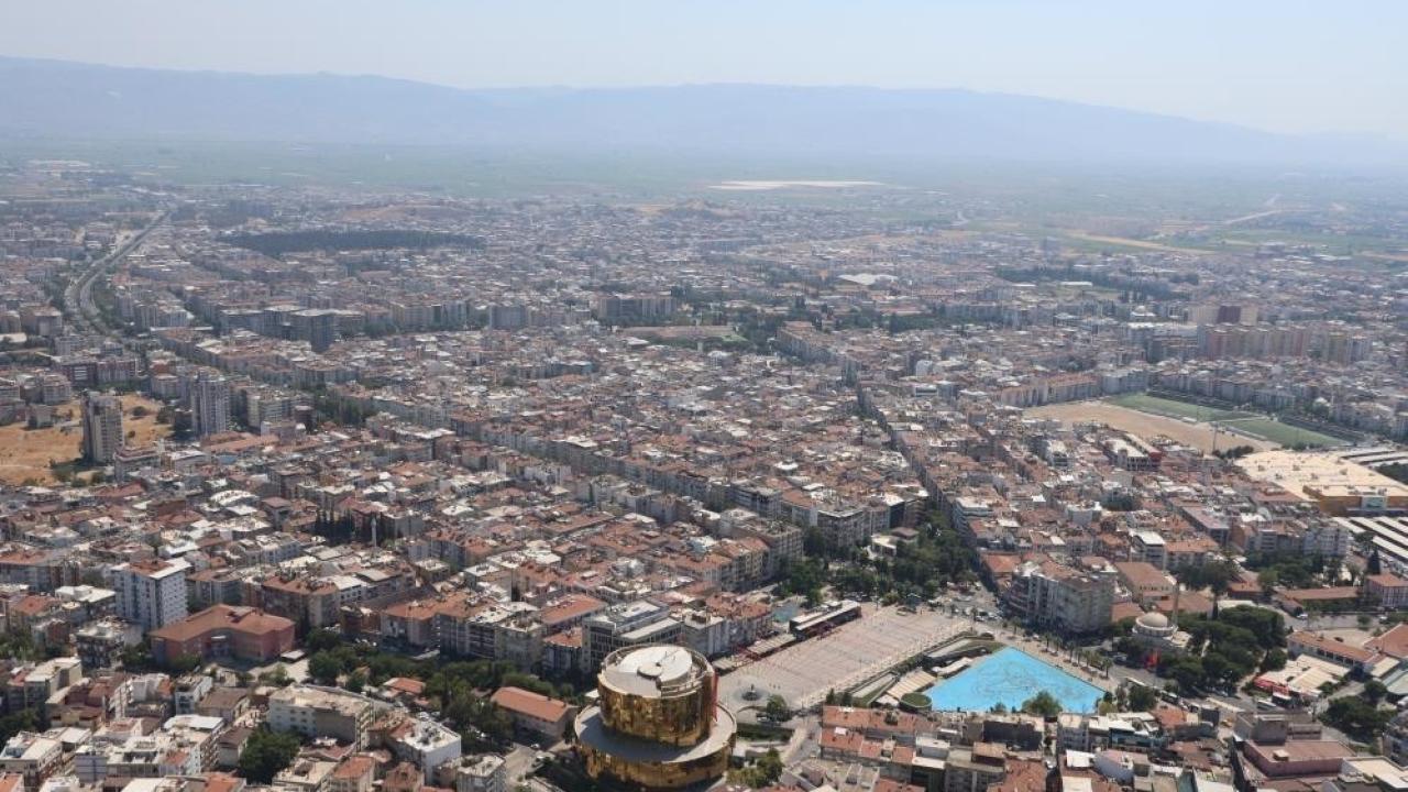 O İl İçin "Sarı" Alarm! Yarın Sabah Saatlerine Dikkat: Fırtınanın Hızı 90 Kilometreyi Bulacak