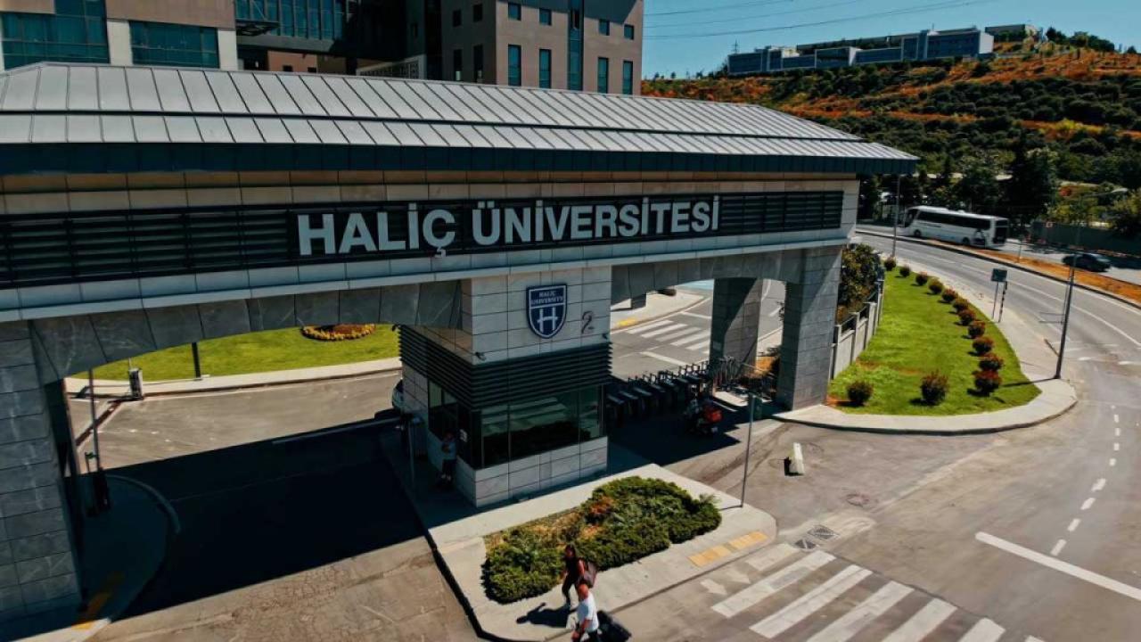 Tıp Dünyası Bu İlanı Konuşuyor: İstanbul’da Kritik Profesör Alımı!