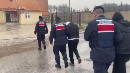 Ayvacık Yolunda Büyük Engel! 90 Kişiyi Taşıyan Organizatörler Kıskıvrak Yakalandı
