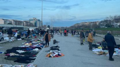 Çanakkale’de Fırtına Mesaisi: Sarıçay Bit Pazarı Bu Hafta Erken Kuruldu!