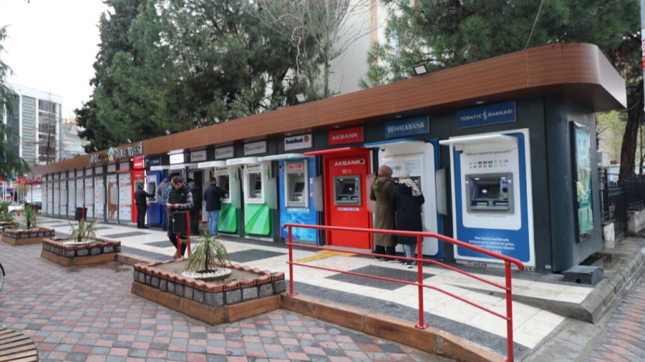 Belediyeden Servet Değerinde Kiralama: 60 Adet ATM Yeri İhaleye Çıkıyor!