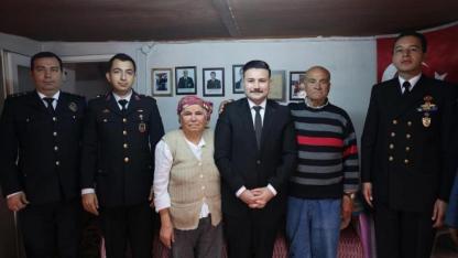 Gökçeada Kaymakamı Acar'dan Kıbrıs Gazisine Bayram Ziyareti