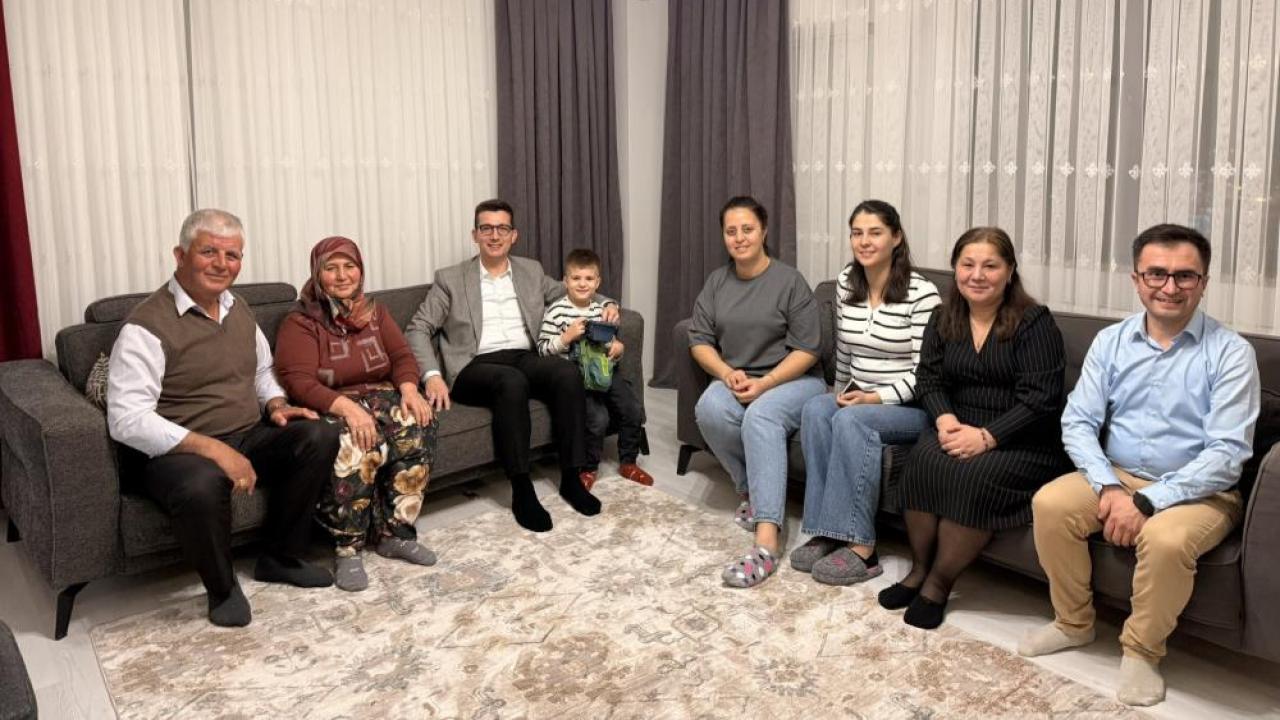 Kaymakam Kaptanoğlu'ndan şehit Ergin'in ailesine ziyaret