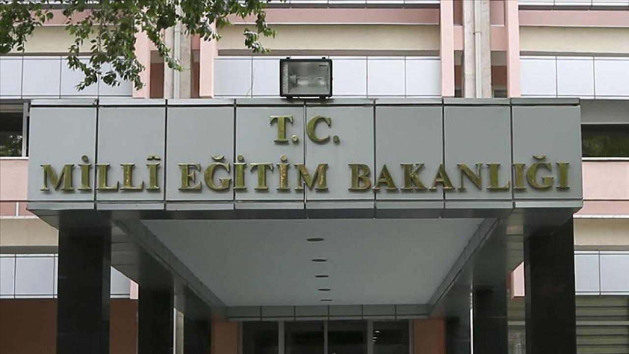 MEB'de Tayin Bekleyenlere Kötü Haber, Müdür Adaylarına Yeni Şart! İşte detaylar