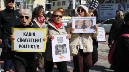 Çanakkale Sokakları Kadınların İsyanıyla Yankılandı: "Yaşasın kadın dayanışması!"
