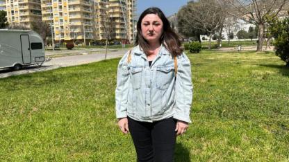 Eski başkanı sokakta protesto etti: "Hakkım sana haram, zehir zıkkım olsun"