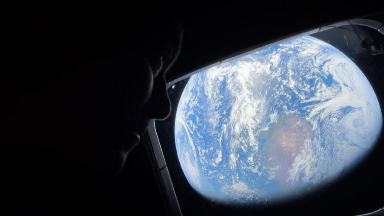 NASA Ay Yolculuğundan İlk Kareleri Paylaştı: Orion’un Penceresinden Dünya Bir Başka Güzel!