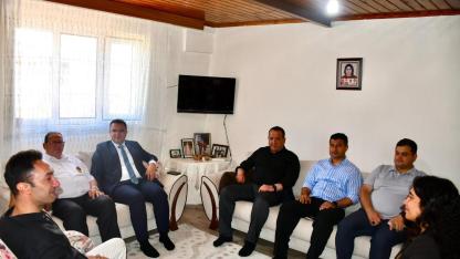 Bozcaada’da Bayramda Gönüllere Dokunan Ziyaret