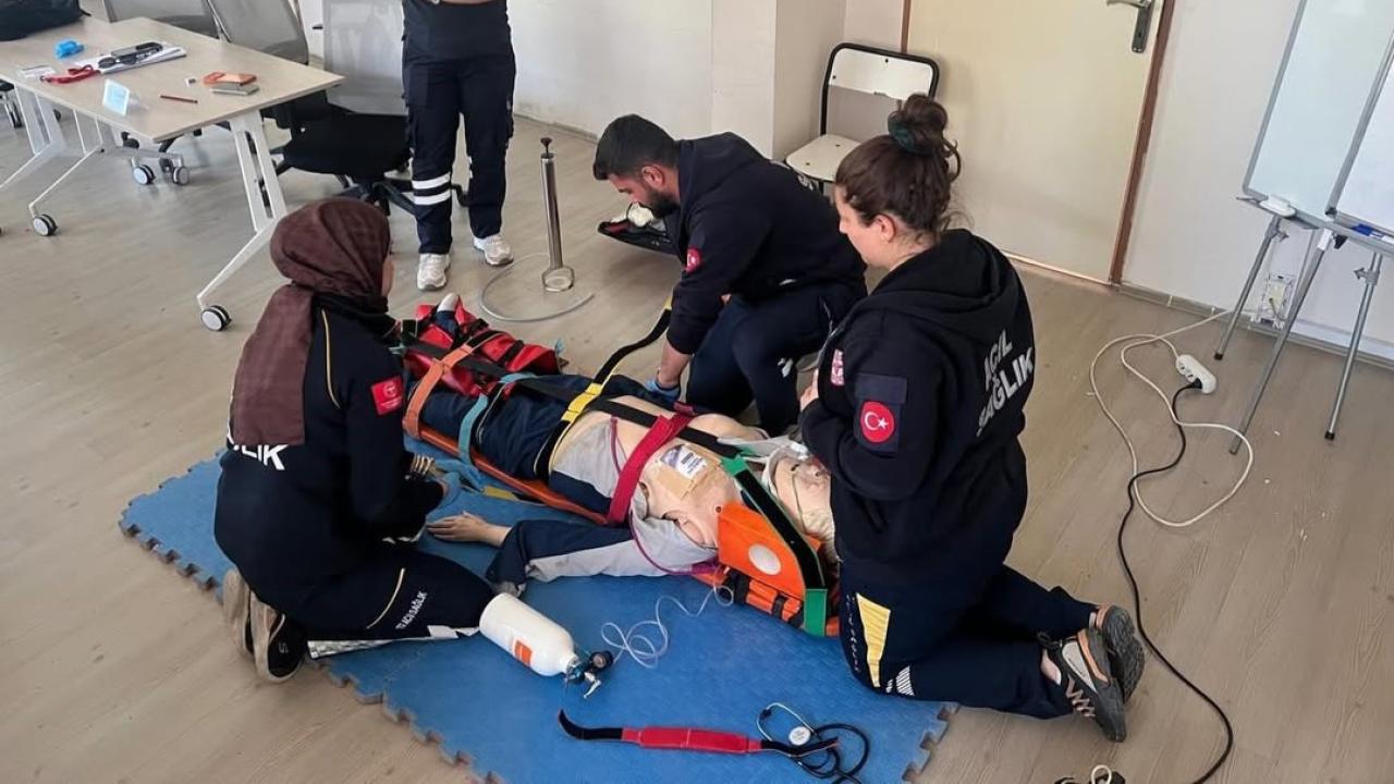 Çanakkale’de 112 Personeline TİLYAD Eğitimi