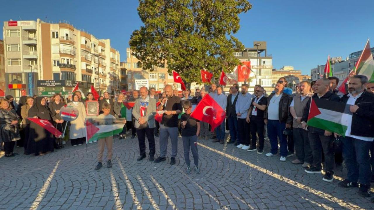 Çanakkale'de Sumud Filosu'ndaki aktivistlere destek