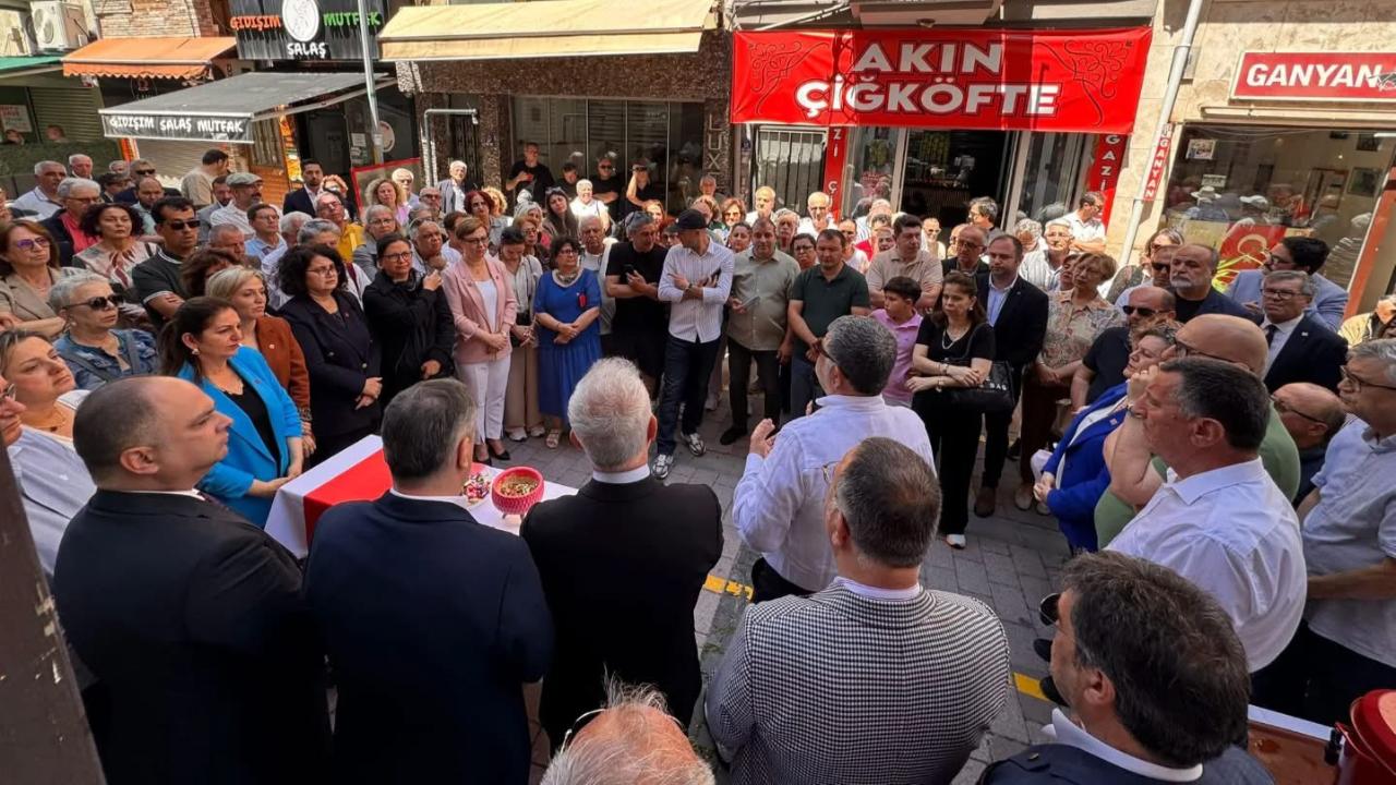 CHP Çanakkale Merkez İlçe’de Bayramlaşma Coşkusu! Birlik ve Dayanışma Mesajı Verildi