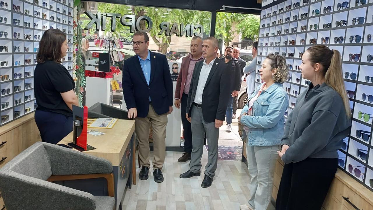 Köy Hayrı, Mevlit ve Esnaf Ziyareti… İYİ Parti Çanakkale’den Yoğun Mesai
